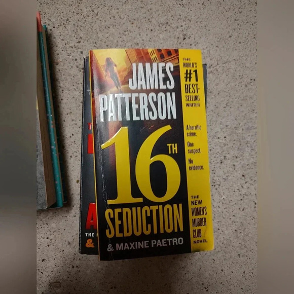 Bundle of to 3 paperback books - Picture 3 of 3